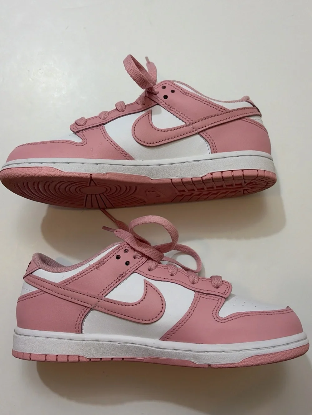 Nike HV0930-100 Dunk Low White Pomegranate (Pink) w/ Box - Size 3Y